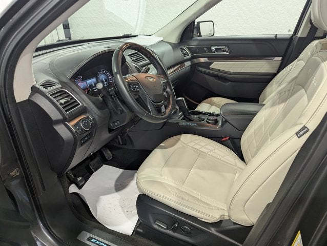 2017 Ford Explorer Platinum 4x4