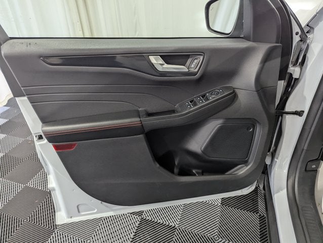 2025 Ford Escape ST-Line Select AWD