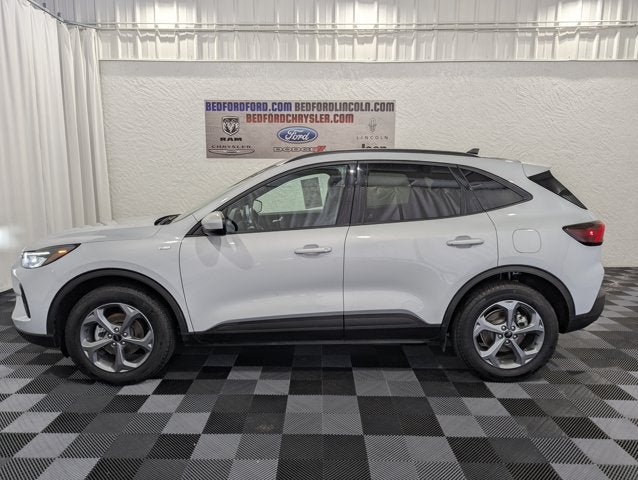 2025 Ford Escape ST-Line Select AWD
