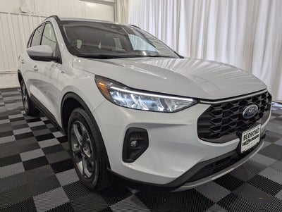 2025 Ford Escape ST-Line Select AWD