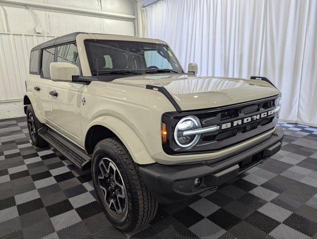 2026 Ford Bronco Outer Banks 4x4