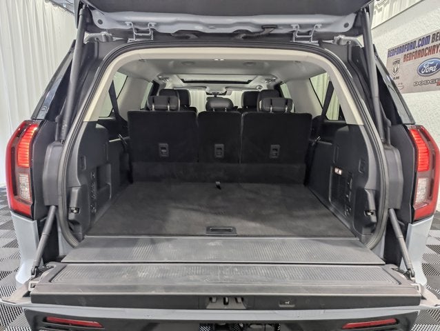 2025 Ford Expedition Max Active 4x4