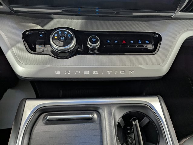 2025 Ford Expedition Max Active 4x4