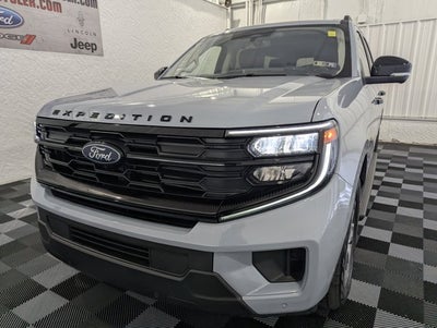 2025 Ford Expedition Max Active 4x4