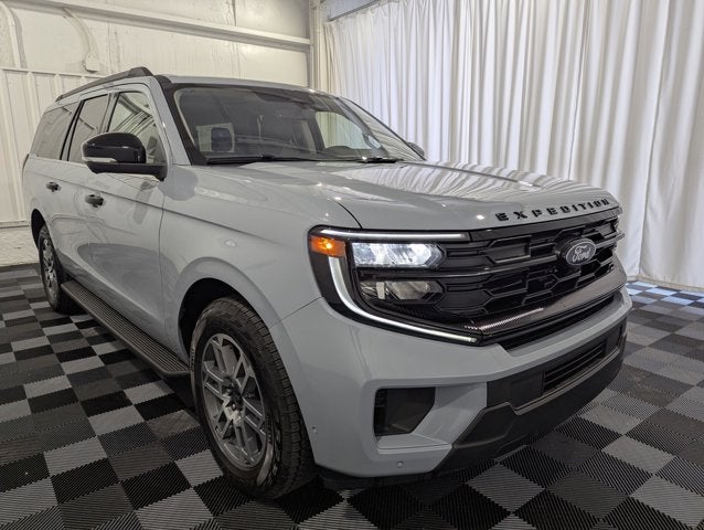 2025 Ford Expedition Max Active 4x4