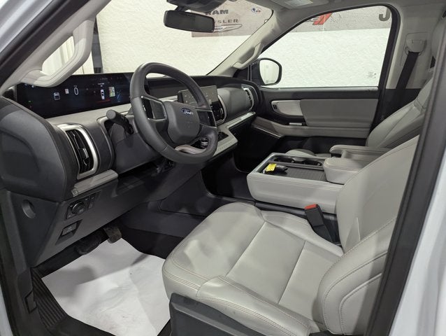 2025 Ford Expedition Max Active 4x4