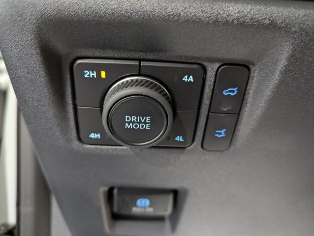 2025 Ford Expedition Max Active 4x4