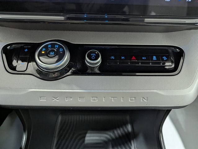 2025 Ford Expedition Max Active 4x4