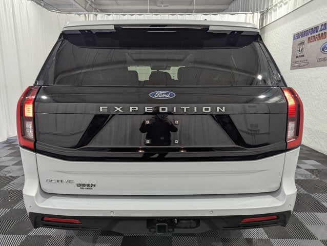 2025 Ford Expedition Active 4x4