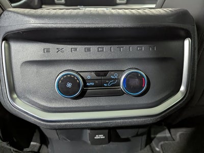 2025 Ford Expedition Active 4x4