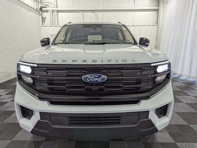 2025 Ford Expedition Active 4x4