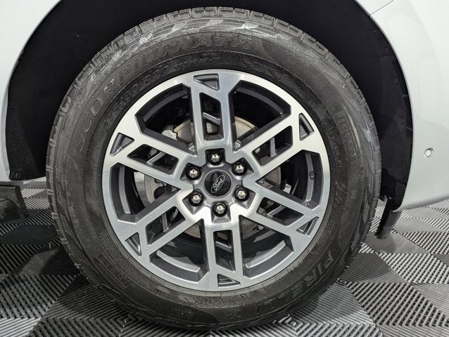 2025 Ford Expedition Active 4x4