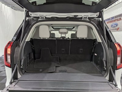 2025 Ford Expedition Active 4x4