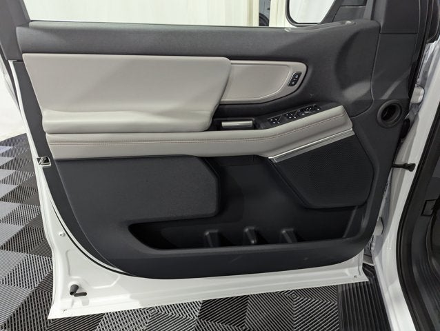 2025 Ford Expedition Active 4x4