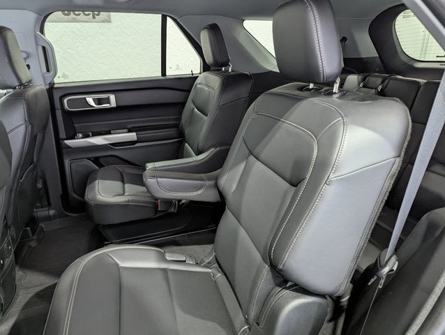 2024 Ford Explorer XLT 4x4