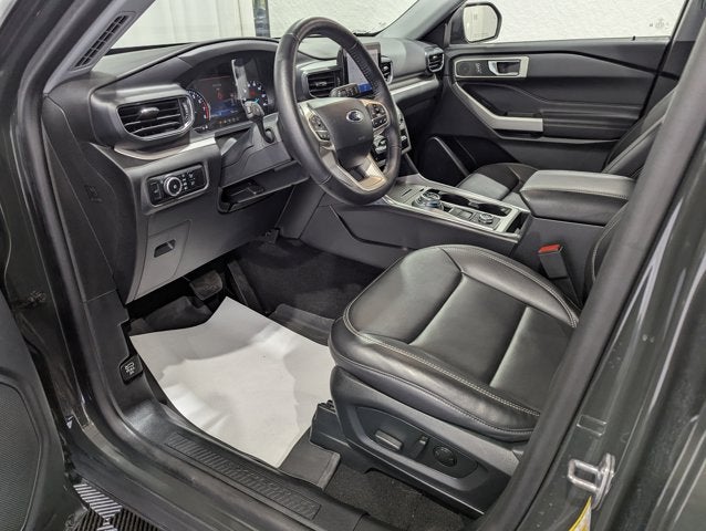 2024 Ford Explorer XLT 4x4