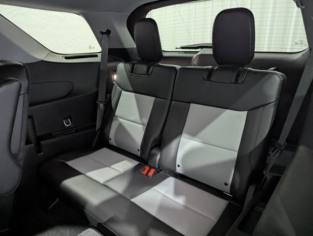 2024 Ford Explorer XLT 4x4