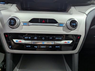 2024 Ford Explorer XLT 4x4