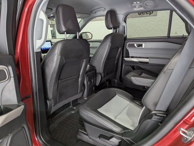 2022 Ford Explorer XLT 4x4