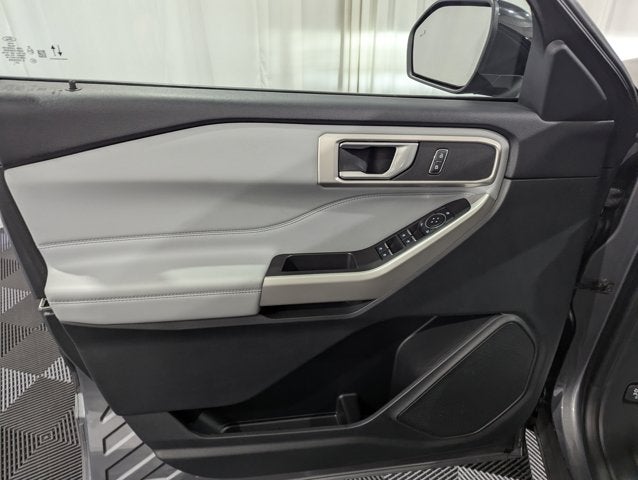 2024 Ford Explorer XLT 4x4