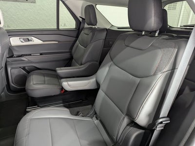 2025 Ford Explorer Active 4x4