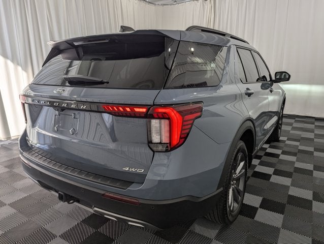 2025 Ford Explorer Active 4x4