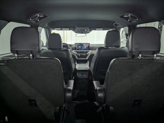 2025 Ford Explorer ST-Line 4x4