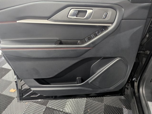 2025 Ford Explorer ST-Line 4x4