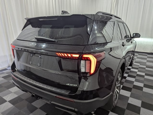 2025 Ford Explorer ST-Line 4x4