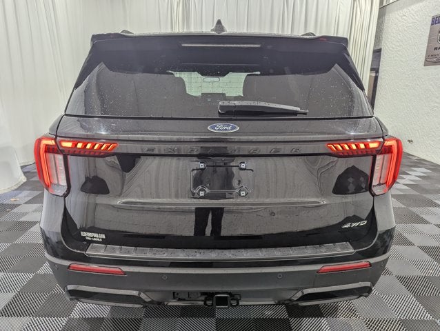 2025 Ford Explorer ST-Line 4x4