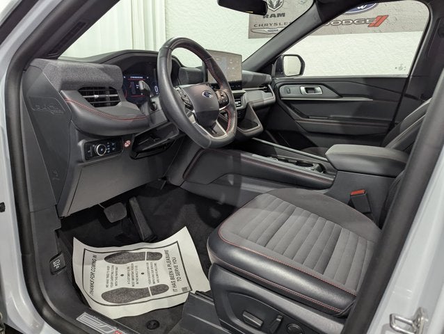 2026 Ford Explorer ST-Line 4x4