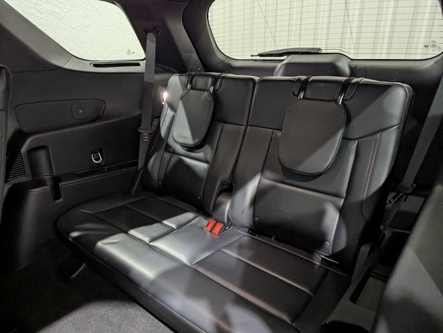 2025 Ford Explorer ST-Line 4x4