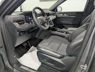 2025 Ford Explorer ST-Line 4x4