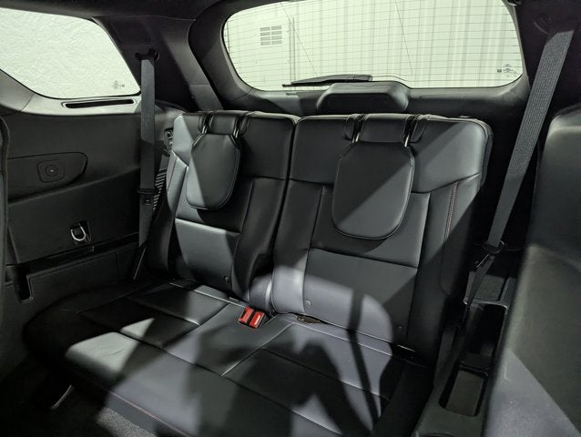 2025 Ford Explorer ST-Line 4x4