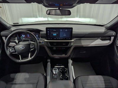 2025 Ford Explorer ST-Line 4x4