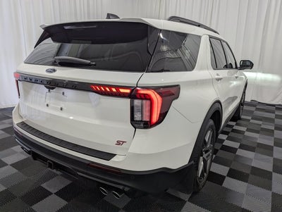 2025 Ford Explorer ST 4x4