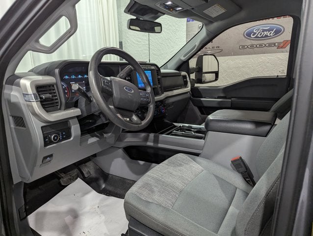 2023 Ford Super Duty F-250 SRW XLT