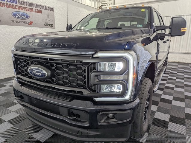 2024 Ford Super Duty F-350 SRW STX