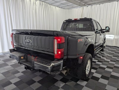 2024 Ford Super Duty F-350 DRW Lariat