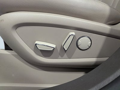2023 Lincoln Nautilus Standard AWD