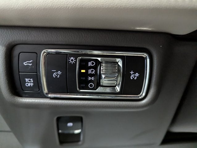 2023 Lincoln Nautilus Standard