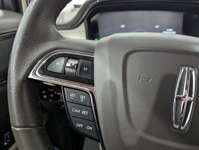 2023 Lincoln Nautilus Standard AWD