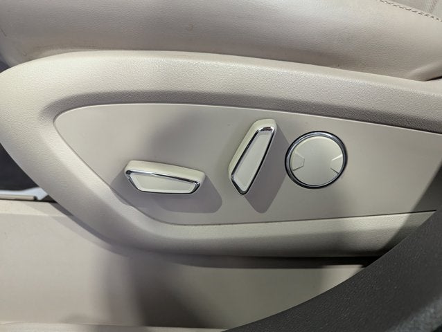 2023 Lincoln Nautilus Reserve AWD