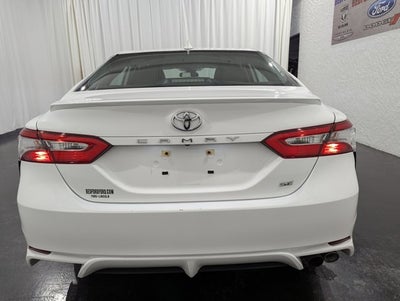 2020 Toyota Camry SE