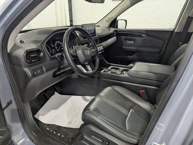 2025 Honda Pilot Touring Sport AWD