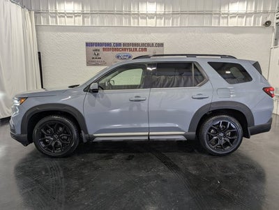 2025 Honda Pilot Touring Sport AWD
