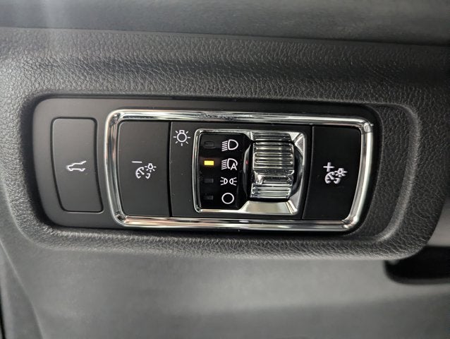 2023 Lincoln Corsair Standard AWD