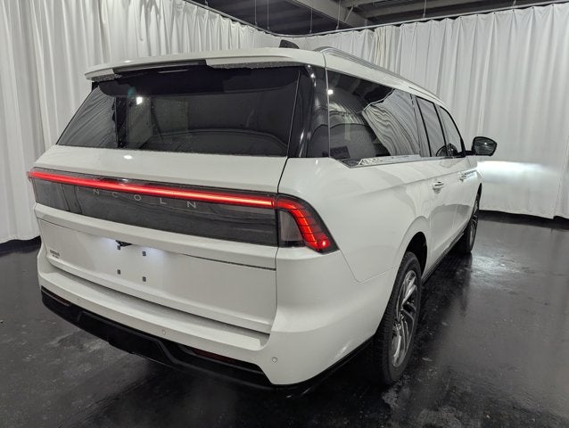 2026 Lincoln Navigator L Reserve 4x4