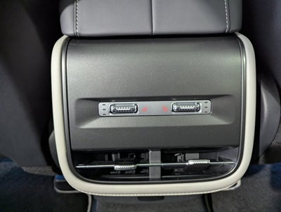 2025 Lincoln Nautilus Reserve AWD