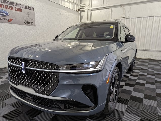 2025 Lincoln Nautilus Reserve AWD